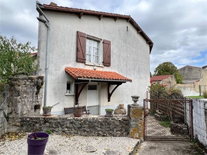 maison-villa à la vente -   86250  CHARROUX, surface 84,7 m2 vente maison-villa - APR741192